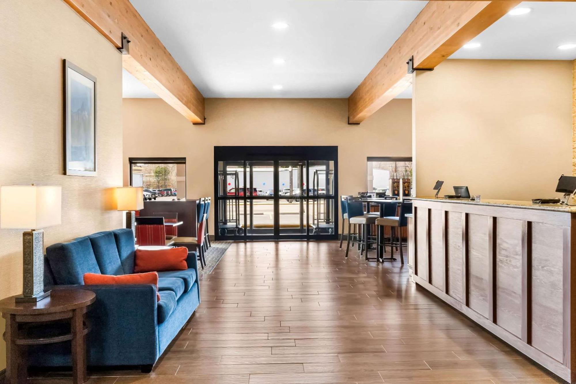 Comfort Inn At Buffalo Bill Village Resort Cody Luaran gambar